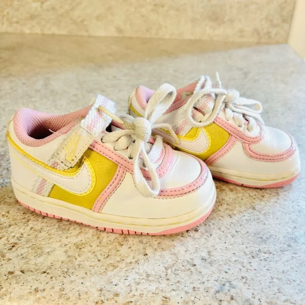 Nike Air Vance – Vintage 2008 Toddler Sneakers White/Pink/Yellow Size 5.5C